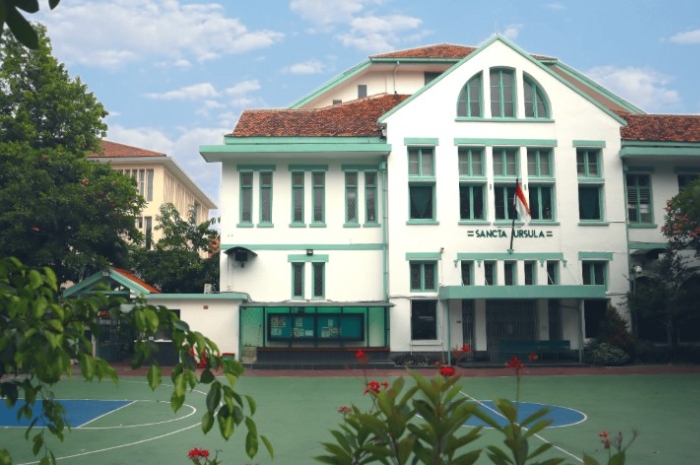 Sebelum Jadi Sekolah Negeri, 6 Sekolah Ini Punya Jejak Panjang Sejak Zaman Kolonial