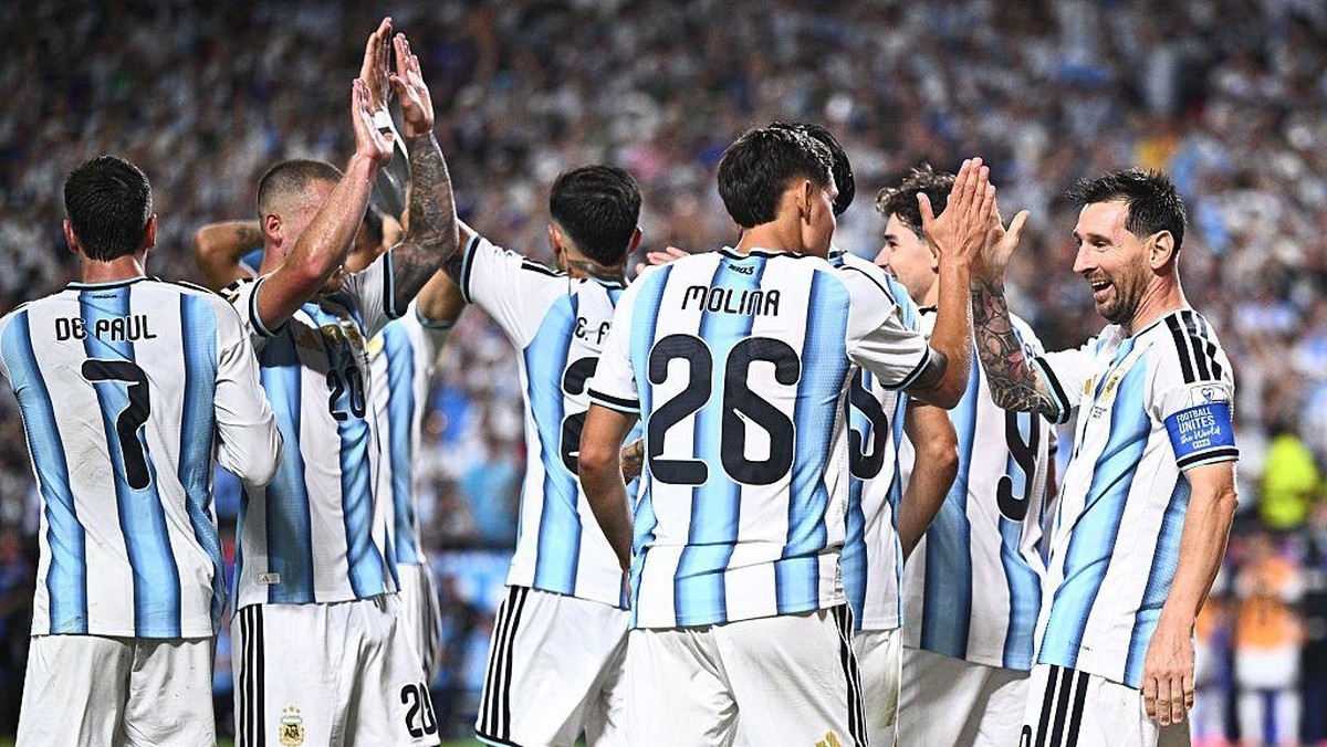 Semifinal Piala Dunia 2026: Mac Allister Tegaskan Argentina Tak Gentar Hadapi Inggris