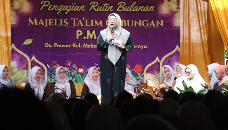 Hadiri Pengajian Bulanan di Panongan, Wabup Intan Nurul Hikmah Ajak Warga Jaga Kerukunan dan Dukung Pembangunan