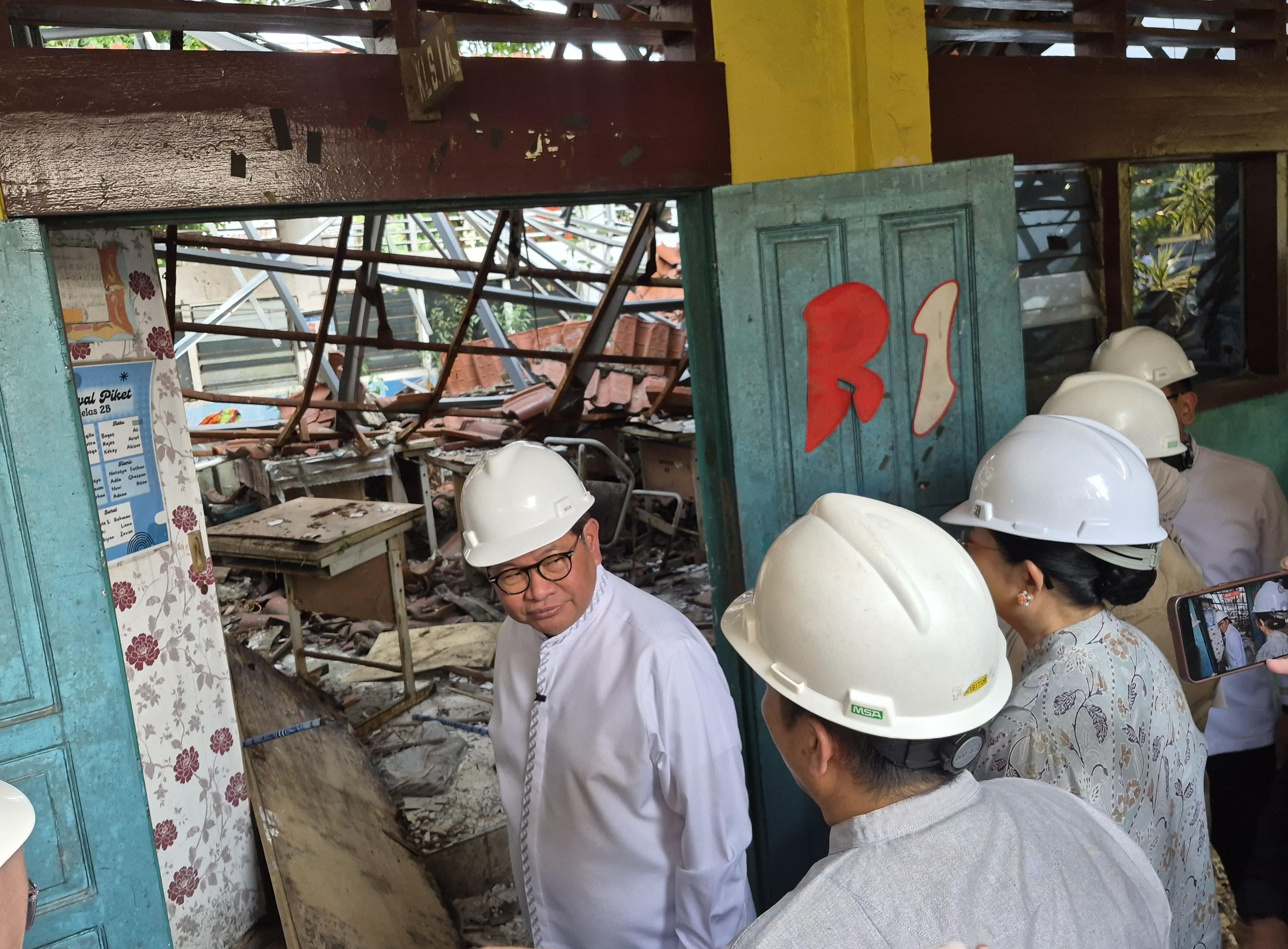Pramono Bentuk Tim Investigasi Usut Robohnya SDN Kebayoran Lama Selatan 09, Libatkan Dua Instansi Ini