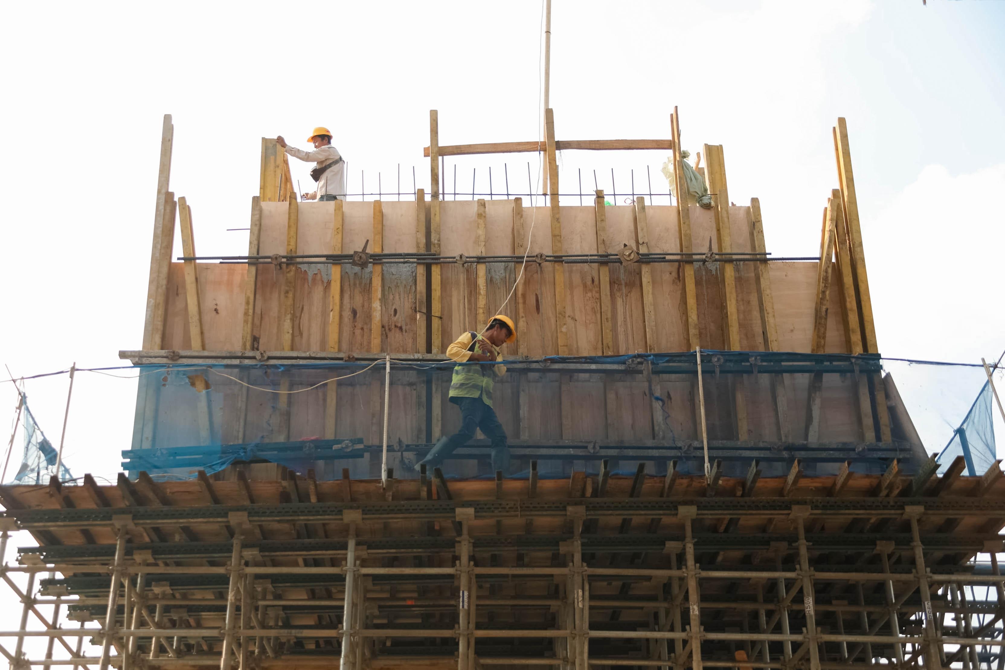 Flyover Latumenten Capai Progres 63 Persen, Pekerjaan Girder di Perlintasan Kereta Telah Rampung