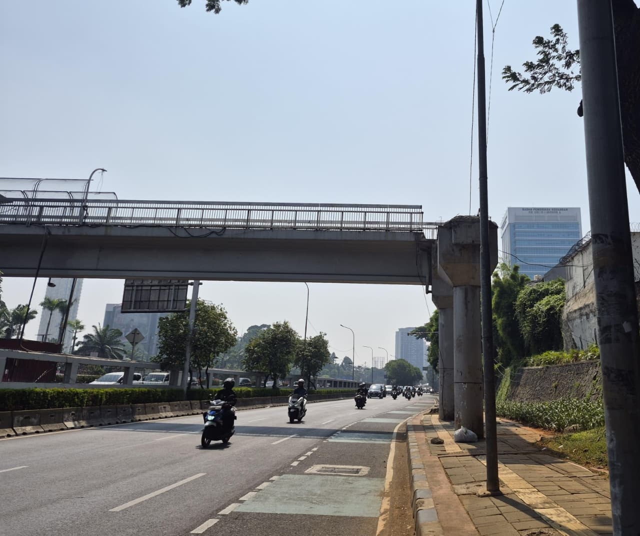 Meski JPO Tanpa Tangga Depan DPR Milik Kementrian PUPR, Warga Minta Pemprov DKI Tetap Bantu Cari Solusi