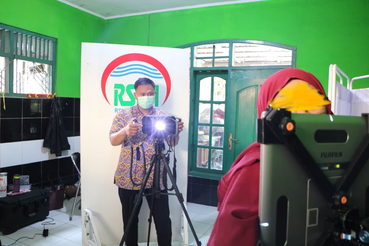 Dukung Program Kemenkes, RSUD Pakuhaji Gencarkan Rontgen Portabel Keliling untuk Tracing TBC di Kabupaten Tangerang