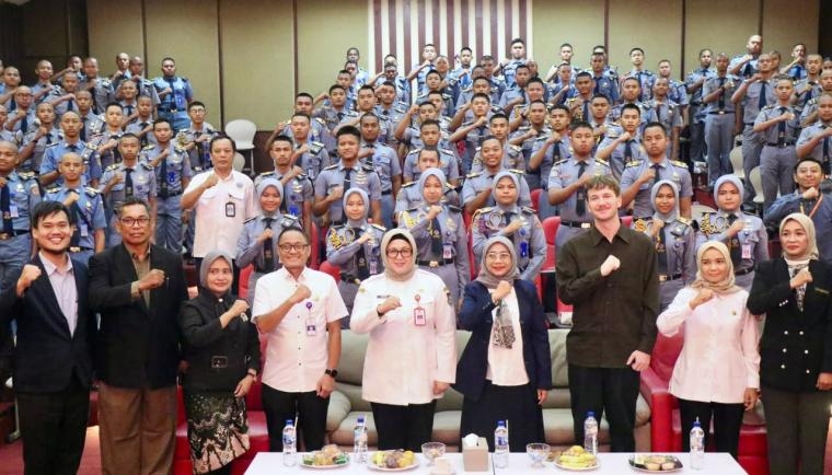 Tembus Pasar Global, Wabup Tangerang Wajibkan Siswa SMK Penerbangan PPI Curug Kuasai Bahasa Inggris!