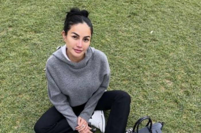 Sebut Wanda Hara Miskin, Nikita Mirzani Sentil Teman-teman Wanda saat Kunjungi Kajian: Nggak Mungkin Dia Ngebatu Kalo Dikasih Tahu!