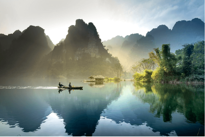 Indah Banget! Berikut 3 Wisata Danau di Papua yang Menarik Dikunjungi