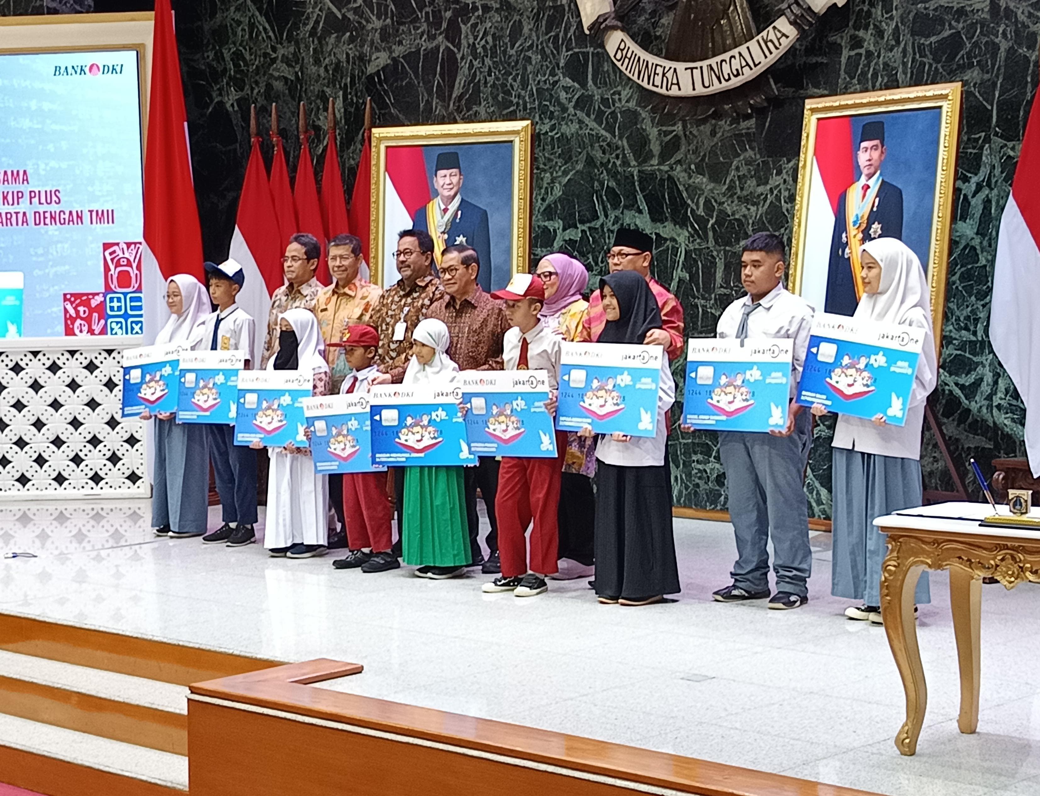 707.622 Pelajar Terima KJP Plus Tahap I Tahun 2025, Gubernur Pramono Harap Siswa Bisa Pertahankan hingga Dapat KJMU
