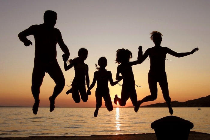 Rahasia Liburan Keluarga Tetap Seru Meski Dompet Tipis, Simak Triknya Berikut ini!