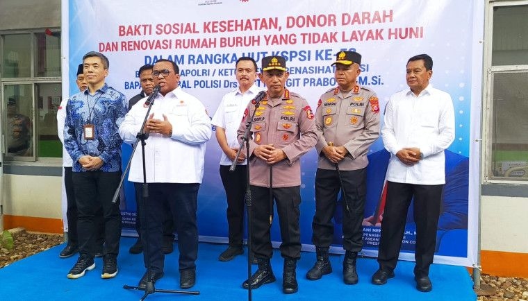 Dampingi Kapolri di Acara Bakti Sosial yang Digelar KSPSI, Bupati Tangerang Dukung Sinergi Antara Serikat Pekerja dengan Pengusaha