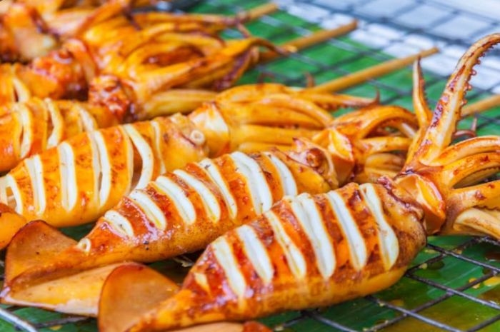 Sering Alot? 5 Teknik Membuat Cumi Bakar Ini Bikin Kamu Kaget dengan Hasilnya