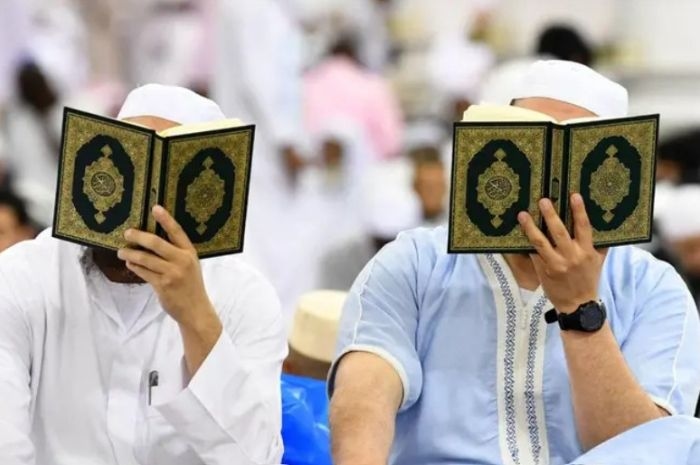 8 Aktivitas Penuh Keberkahan di Masjid pada Malam Hari Selama Bulan Ramadhan