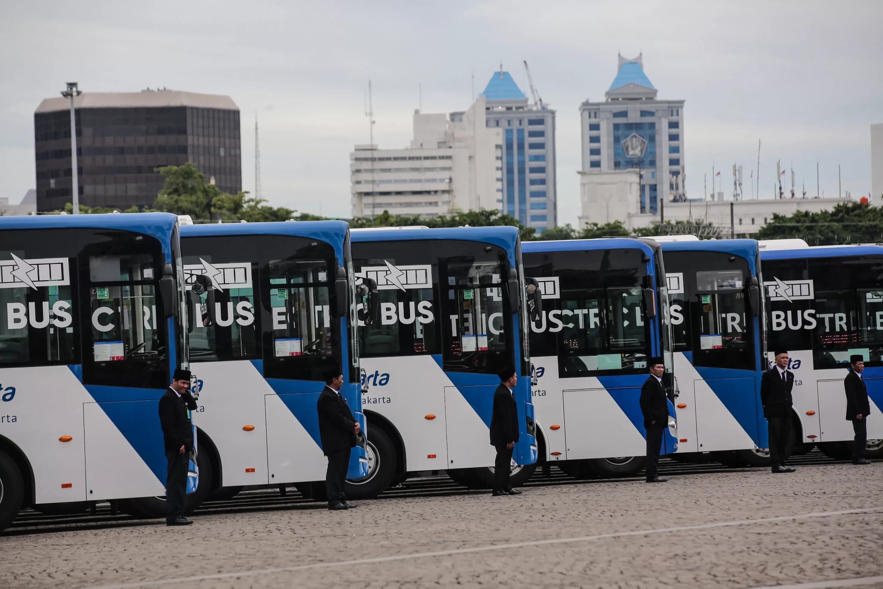 Simak! Sejumlah Rute Transjakarta dan Mikrotrans Dialihkan Akibat Banjir di Jakarta Hari Ini