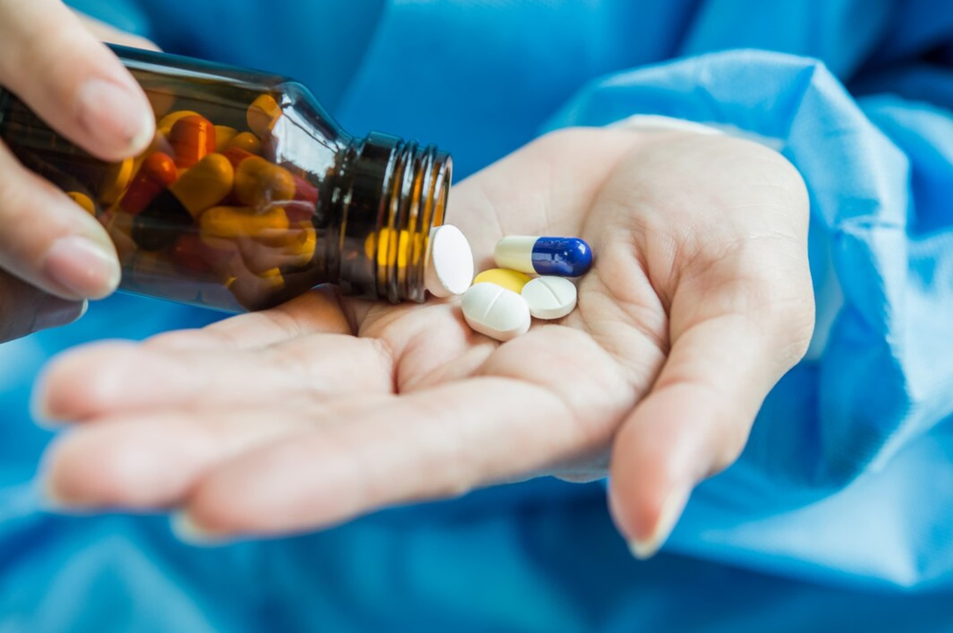 Menghabiskan Antibiotik Bukan Sekadar Aturan, Ini Alasan Medis di Baliknya