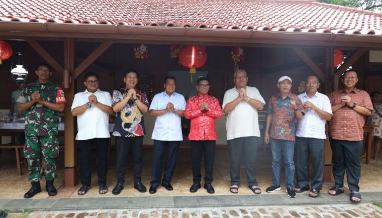 Perkuat Silaturahmi dalam Keberagaman, Bupati Tangerang Bersama Gubernur Banten Hadiri Perayaan Imlek di Rumah Tokoh Tionghoa