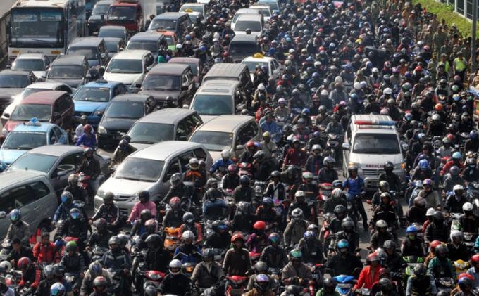 Lalin Jakarta Lumpuh Macet Dihantam Hujan, Dirlantas Ungkap Biang Keroknya