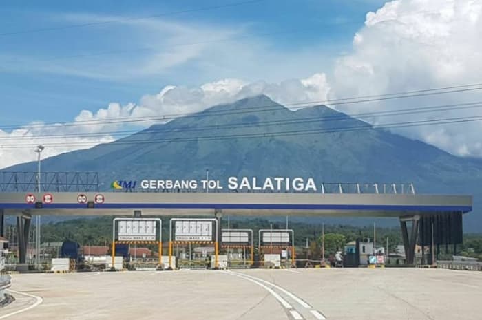 Bukan Sekadar Jalan, Ini 5 Tol dengan Pemandangan Terindah di Indonesia