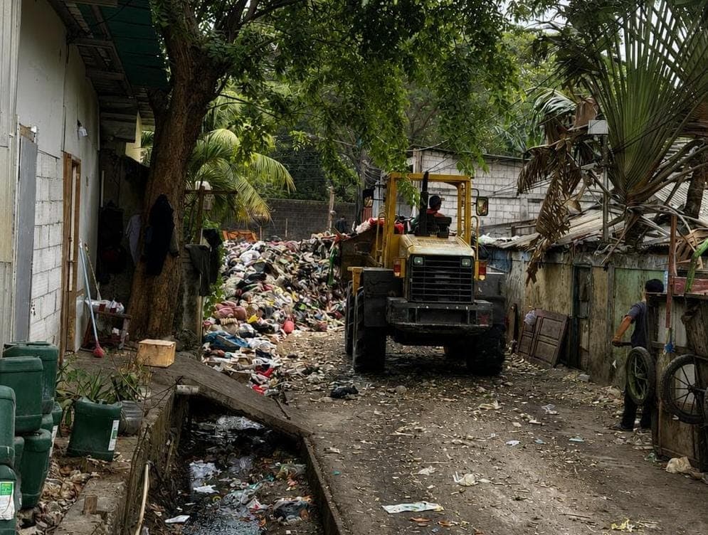 Tumpukan Sampah Menggunung di Cengkareng Ganggu Aktivitas Warga, Begini Respons Dinas LH DKI