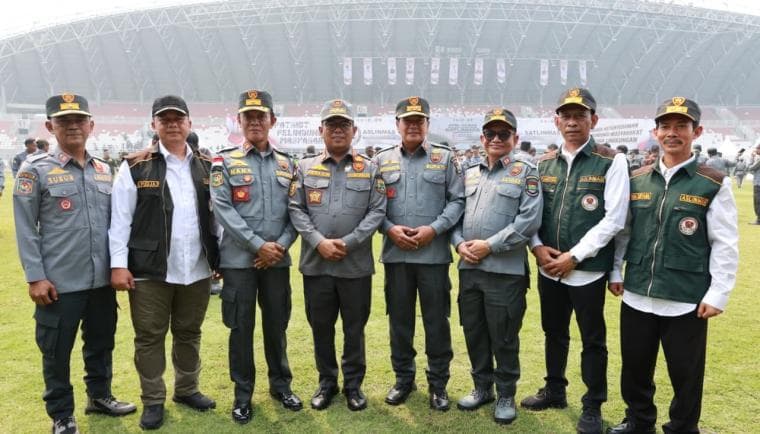Peran Strategis Satlinmas, Bupati Tangerang Hadiri Apel Akbar dan Pengukuhan DPD Aslinmas se-Indonesia di Palembang