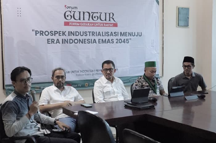 Songsong Indonesia Emas, PB HMI Dorong Optimalisasi Sektor Perindustrian dan Perdagangan Indonesia