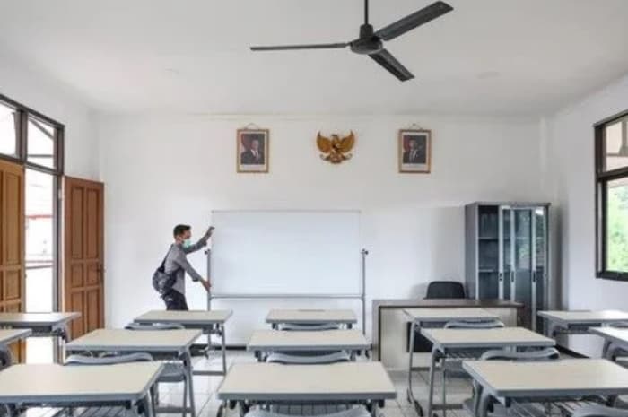 Lowongan Guru Sekolah Rakyat Bakal Segera Dibuka! Intip Gaji yang Ditawarkan Pemerintah Berikut Ini