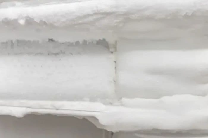 Jangan Tunggu Menumpuk, Bersihkan Bunga Es dengan 3 Cara Ini