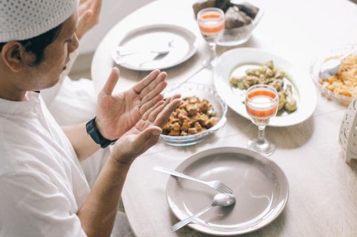 Simak Kebiasaan yang Bisa Datangkan Pahala Berlipat Saat Berbuka Puasa