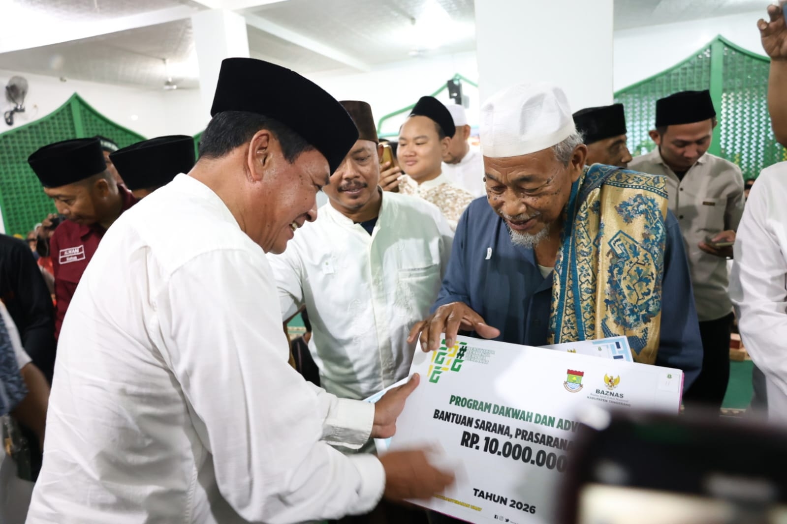 Perkuat Sinergi Provinsi dan Kabupaten, Bupati Tangerang Dampingi Gubernur Banten dalam Safari Ramadhan di Sepatan