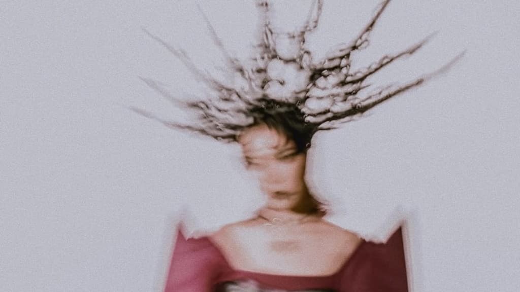 Isyana Sarasvati Dituding Ikut Aliran Mata Satu usai Rilis MV 'Abadhi'