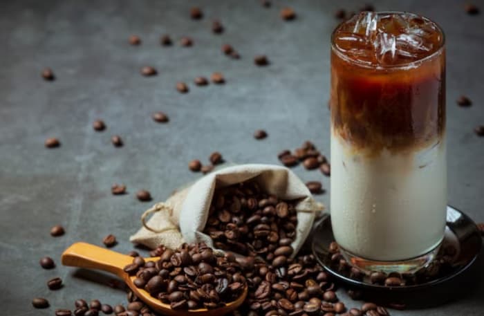 Tak Hanya Nikmat, Ini 4 Manfaat Kopi Susu untuk Tubuh