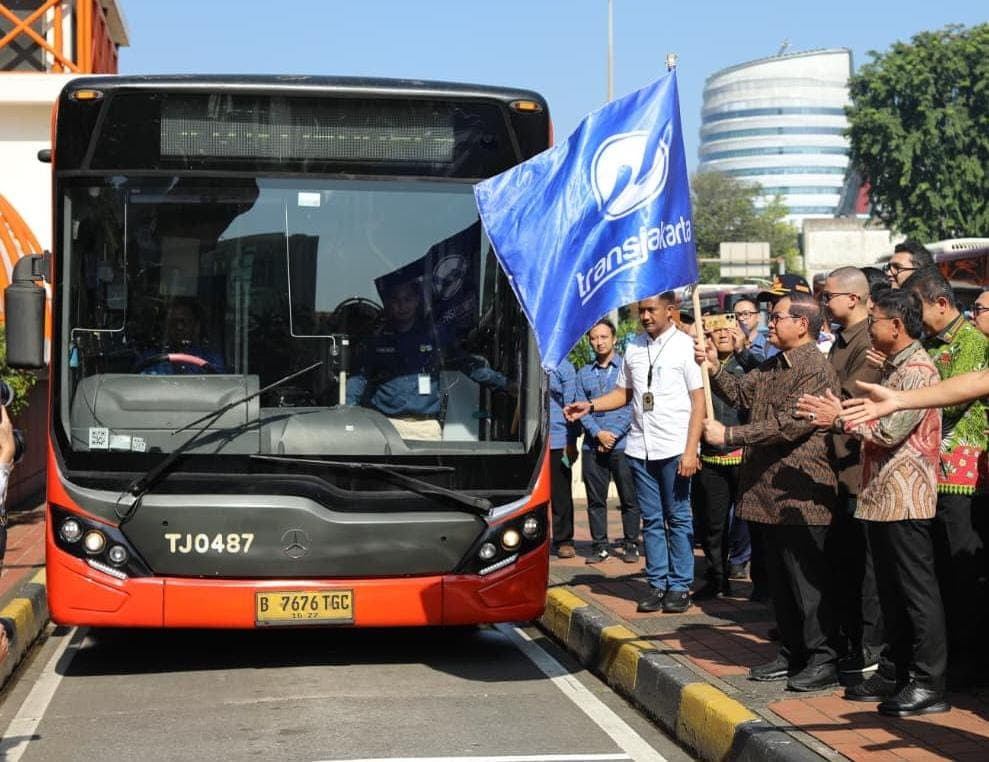 Transjabodetabek Rute Blok M – Bandara Soetta Resmi Dibuka, Tarif Awal Rp 3.500 Berlangsung Selama 3 Bulan