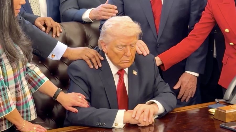 Ngaku Sudah Berdialog dengan Iran Terkait Selat Hormuz, Kebohongan Apa Lagi yang Kau Buat Trump?