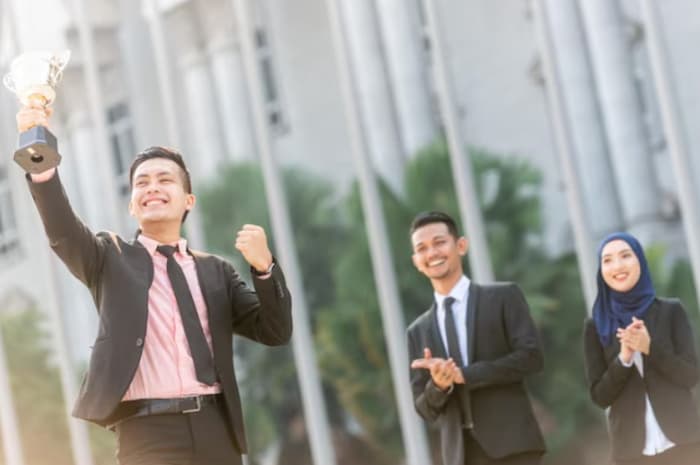 Tidak Hanya Kerja Keras, Ini 5 Strategi Mendapatkan Promosi Jabatan yang Perlu Diketahui