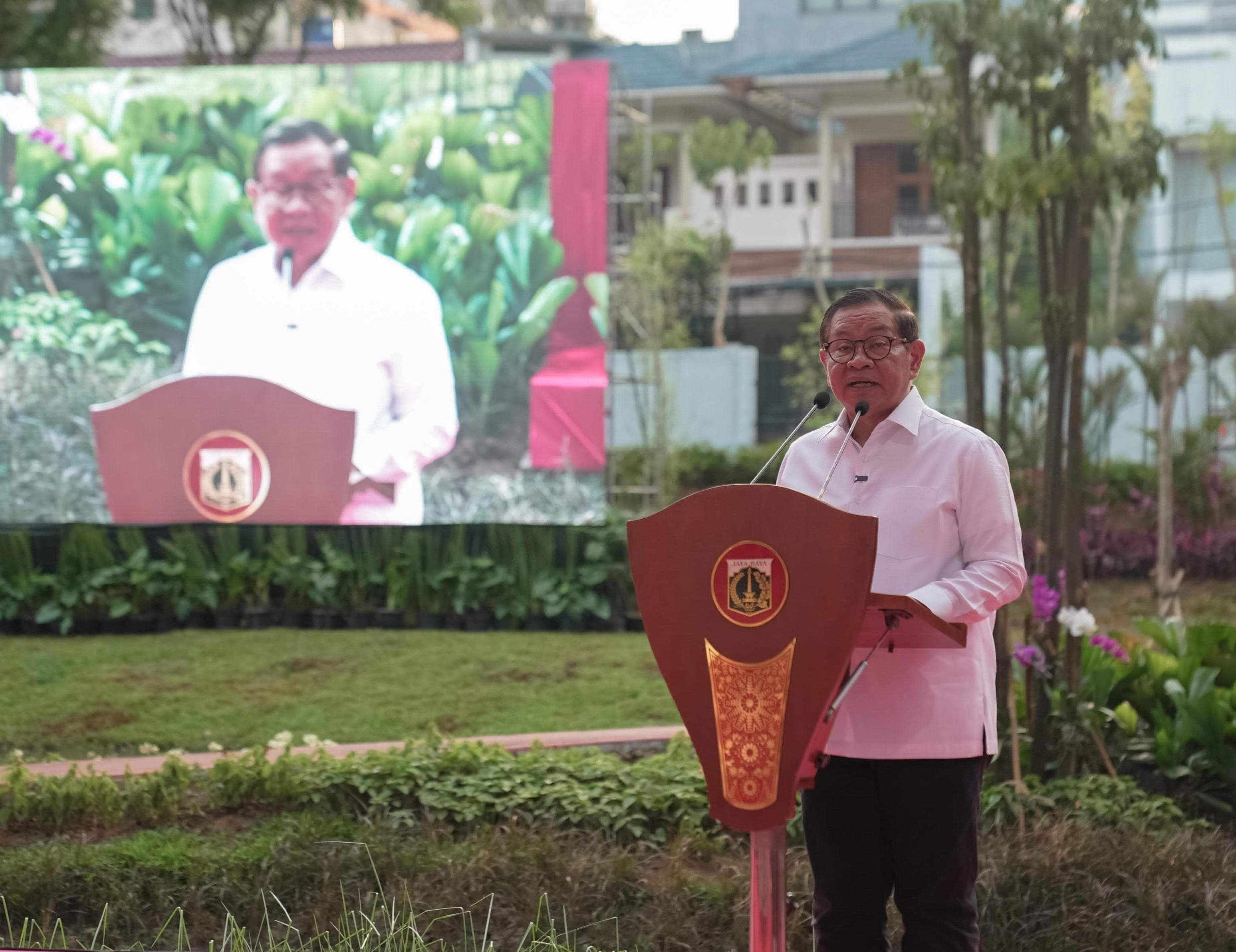 Bareng Ketum PDIP Megawati, Gubernur Pramono Resmikan Taman Bendera Pusaka Seluas 5,6 Hektare