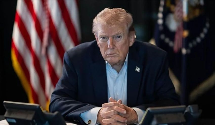 Penasihat Trump Akui Perang dengan Iran Bikin AS Boncos