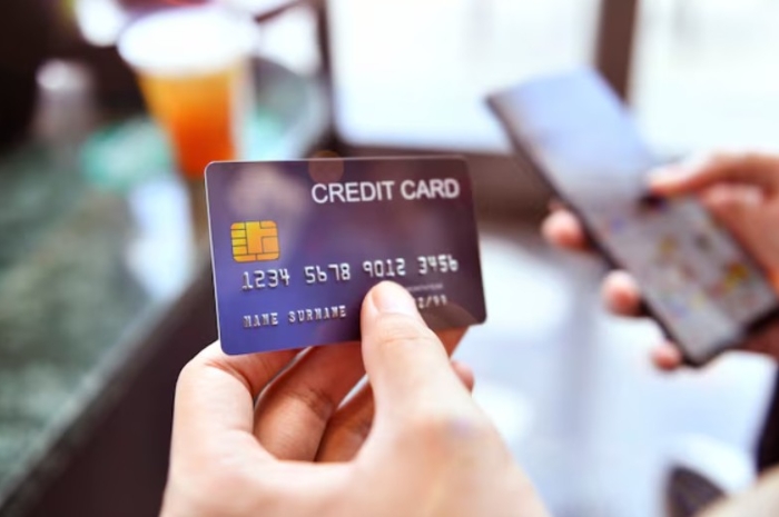 7 Tips Liburan Hemat Tanpa Mengurangi Kenyamanan dengan Memanfaatkan Kartu Kredit