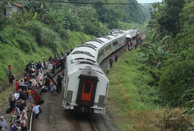 KA Bangunkarta Anjlok di Bumiayu, KAI Siapkan Angkutan Lanjutan