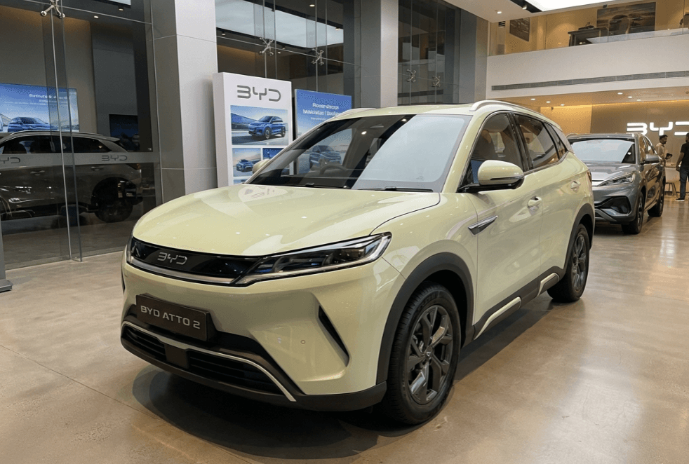 BYD Atto 2 Curi Perhatian Dunia dengan Interior Mewah dan Teknologi Fast Charging, Ini Spesifikasi Lengkap yang Bikin Penasaran