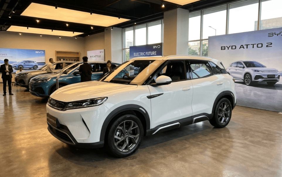 BYD Atto 2 Resmi Diperkenalkan dengan Fitur ADAS Modern dan Teknologi Blade Battery Pintar, Pengalaman Berkendara Kini Lebih Aman dan Imersif
