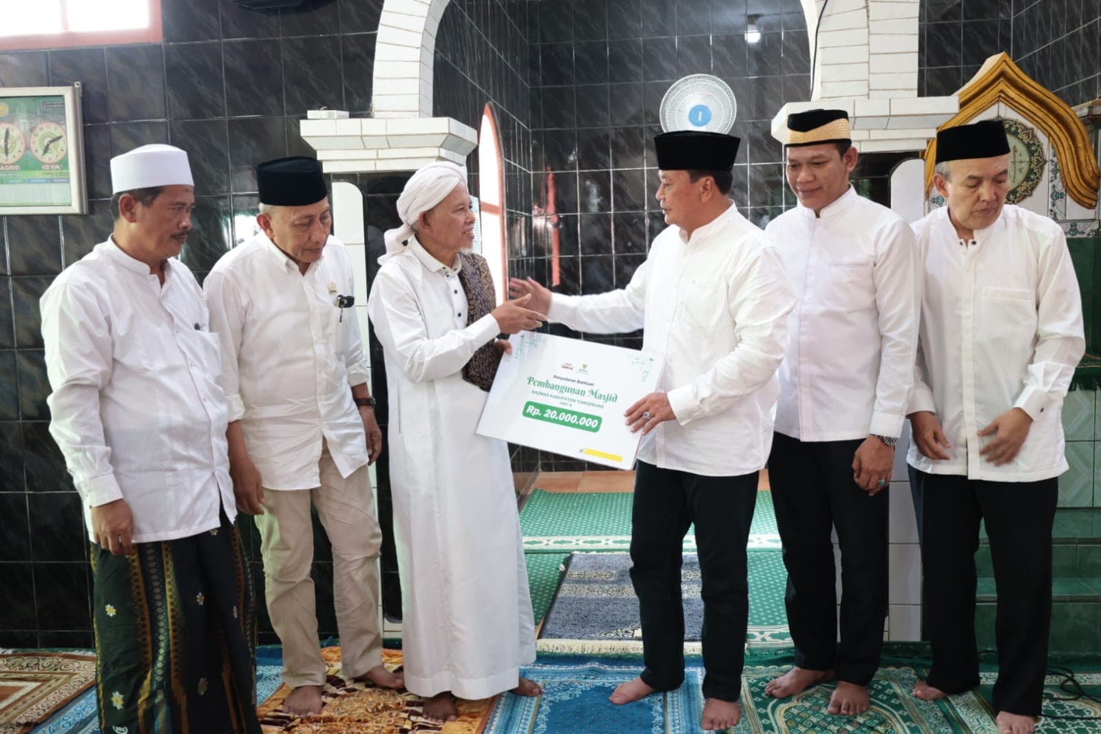 Pererat Silaturahmi, Bupati Tangerang Maesyal Rasyid Serap Aspirasi Warga dalam Jumling di Masjid Jami Rahmatullah Legok