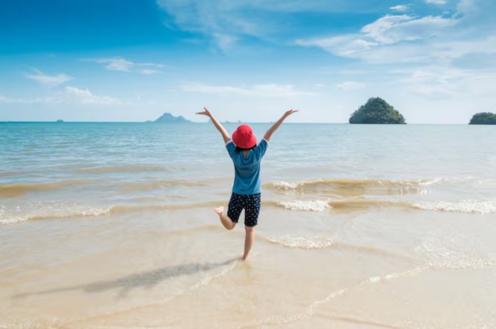 Biar Tidak Kepanasan Saat Traveling, Terapkan 5 Tips Liburan Nyaman Berikut Ini