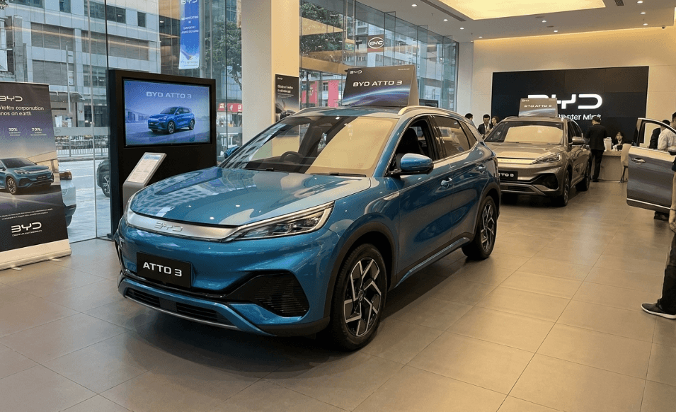 Desain SUV Kekinian BYD Atto 3 Berhasil Menarik Perhatian Pengguna yang Cari Mobil Listrik dengan Tampilan Premium dan Modern