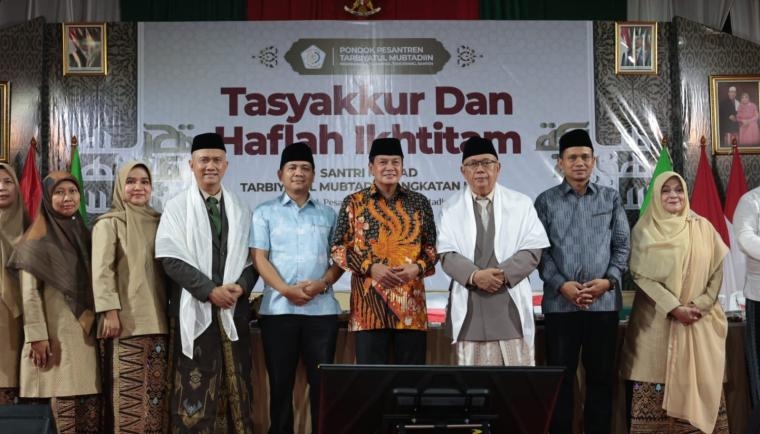 Bupati Maesyal Rasyid Imbau Santri Terus Sekolah dan Manfaatkan Beasiswa Tangerang Gemilang