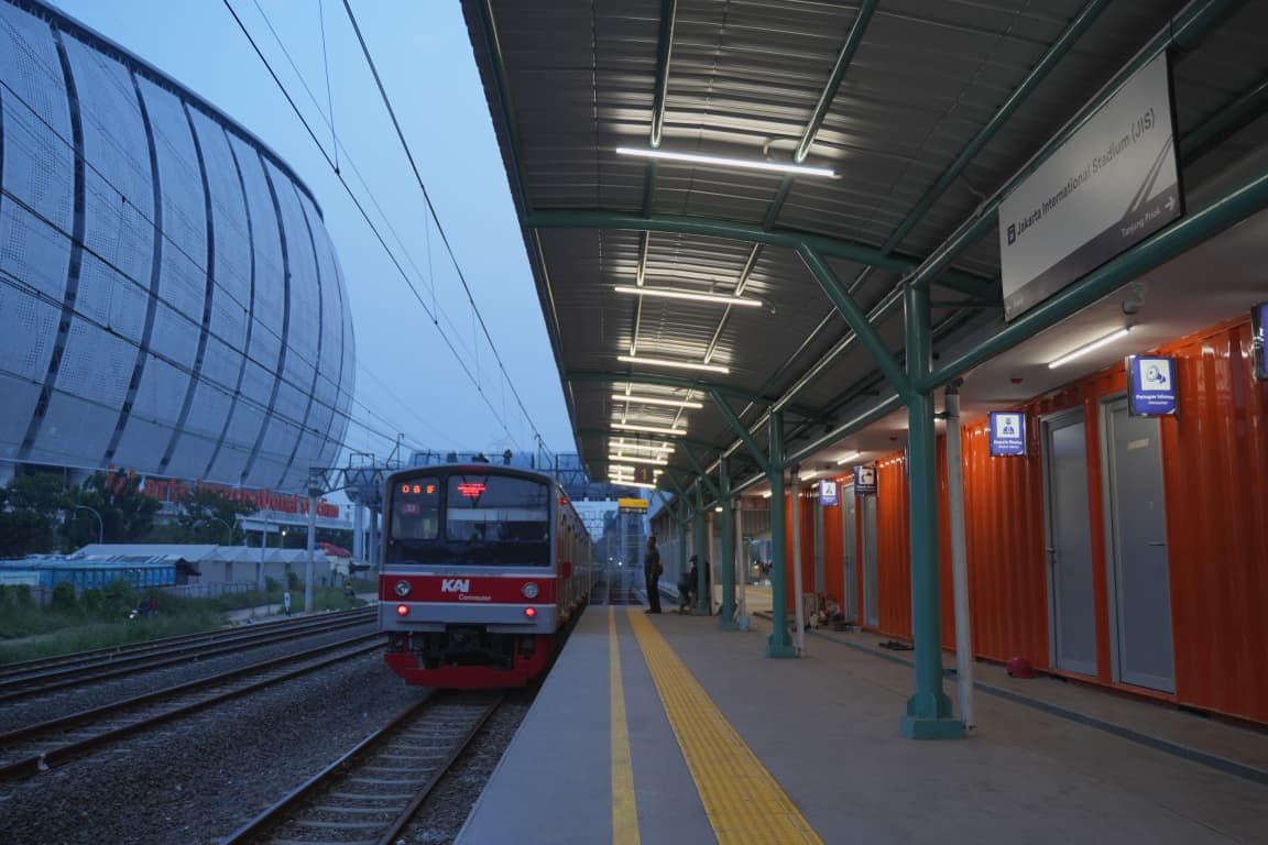 Spesial HUT ke-499 Jakarta: Naik KRL ke Stasiun JIS Cuma Bayar Rp1, Berlaku pada 22-28 Juni 2026
