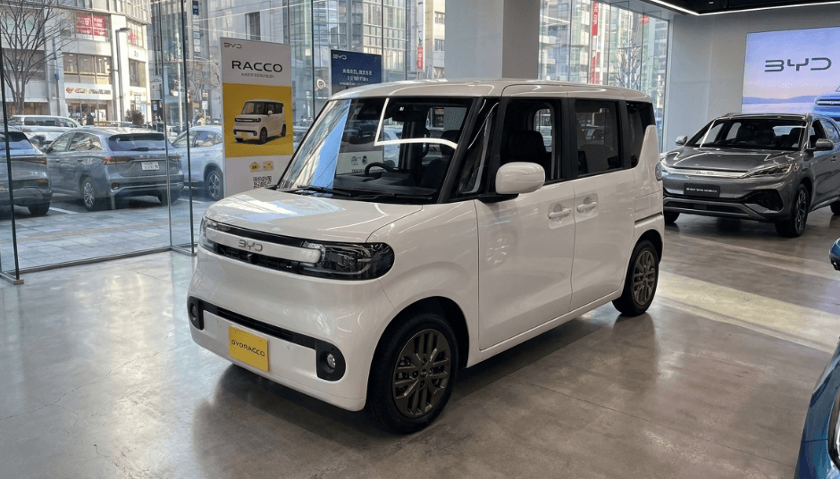 Bukan Cuma Mengandalkan Dimensi Mungil, BYD Racco Sajikan Jarak Tempuh 320 Km dan Pintu Geser Pertama di Kelasnya!