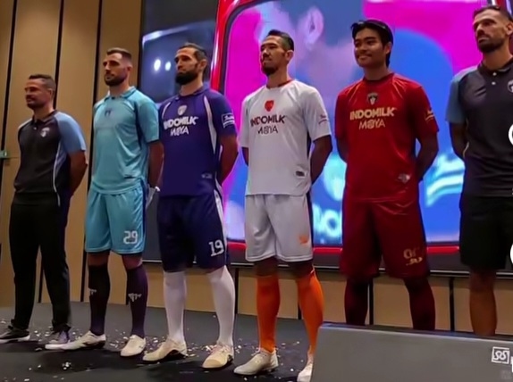 Persita Resmi Rilis Jersey Anyar, Ahmed Zaki Ungkap Makna Filosofis di Balik Warna