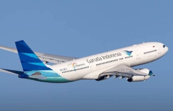 Detik-Detik Mencekam Garuda GA604 Alami Ban Pecah Saat Landing di Makassar