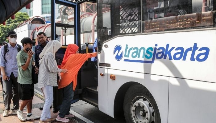 Kebijakan Tarif Rp1 Berhasil Dorong Masyarakat Naik Transjakarta, Dua Hari Edisi Lebaran Capai 1,1 Juta Pelanggan