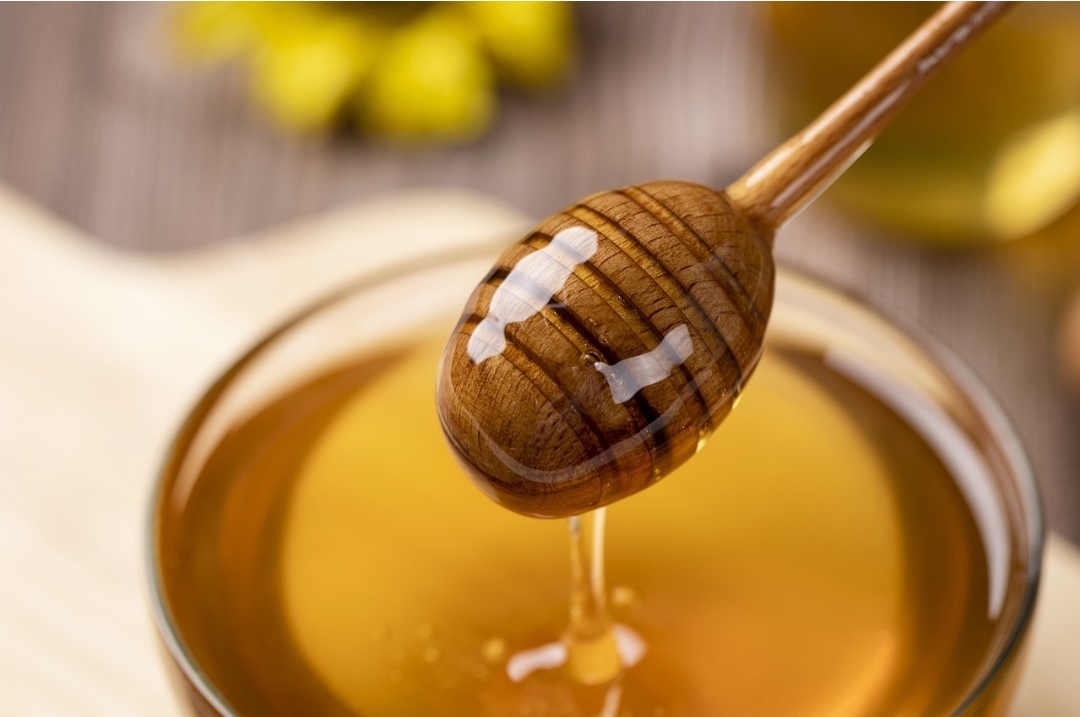 10 Manfaat Madu untuk Kecantikan, Bikin Awet Muda