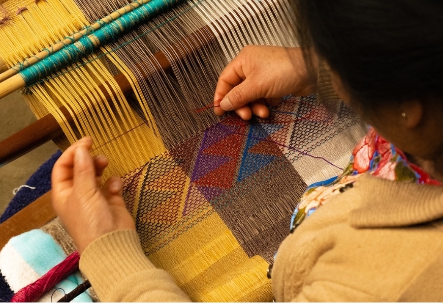 Edukasi Wastra, Anak SD di Jakarta Dikenalkan Budaya Indonesia