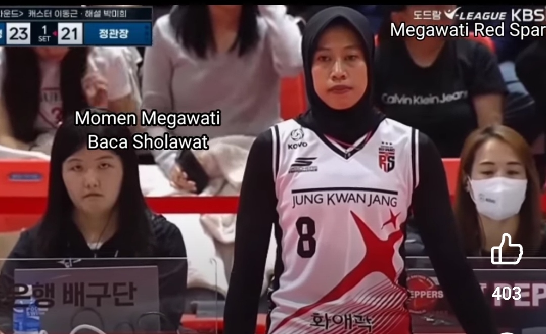 Momen Megawati Membaca Sholawat, Bawa Red Spraks Balikan Keadaan, Lawan Kena Mental